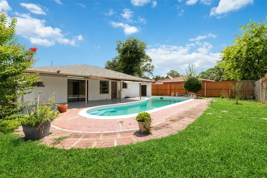 12339 Huntington Field Drive, Houston, TX 77099 - #2