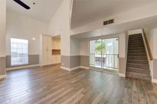 9809 Richmond Avenue #D5, Houston, TX 77042
