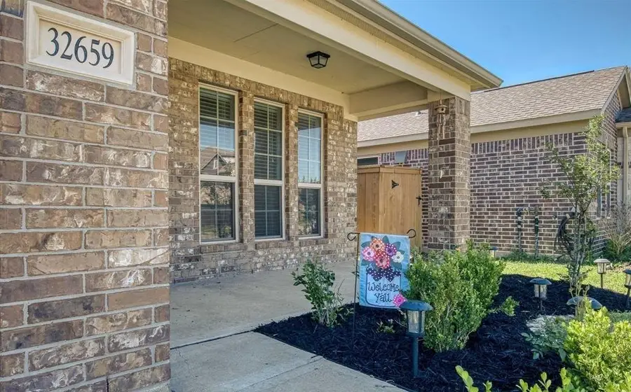 32659 Timber Point Dr, Brookshire, TX 77423 - #2