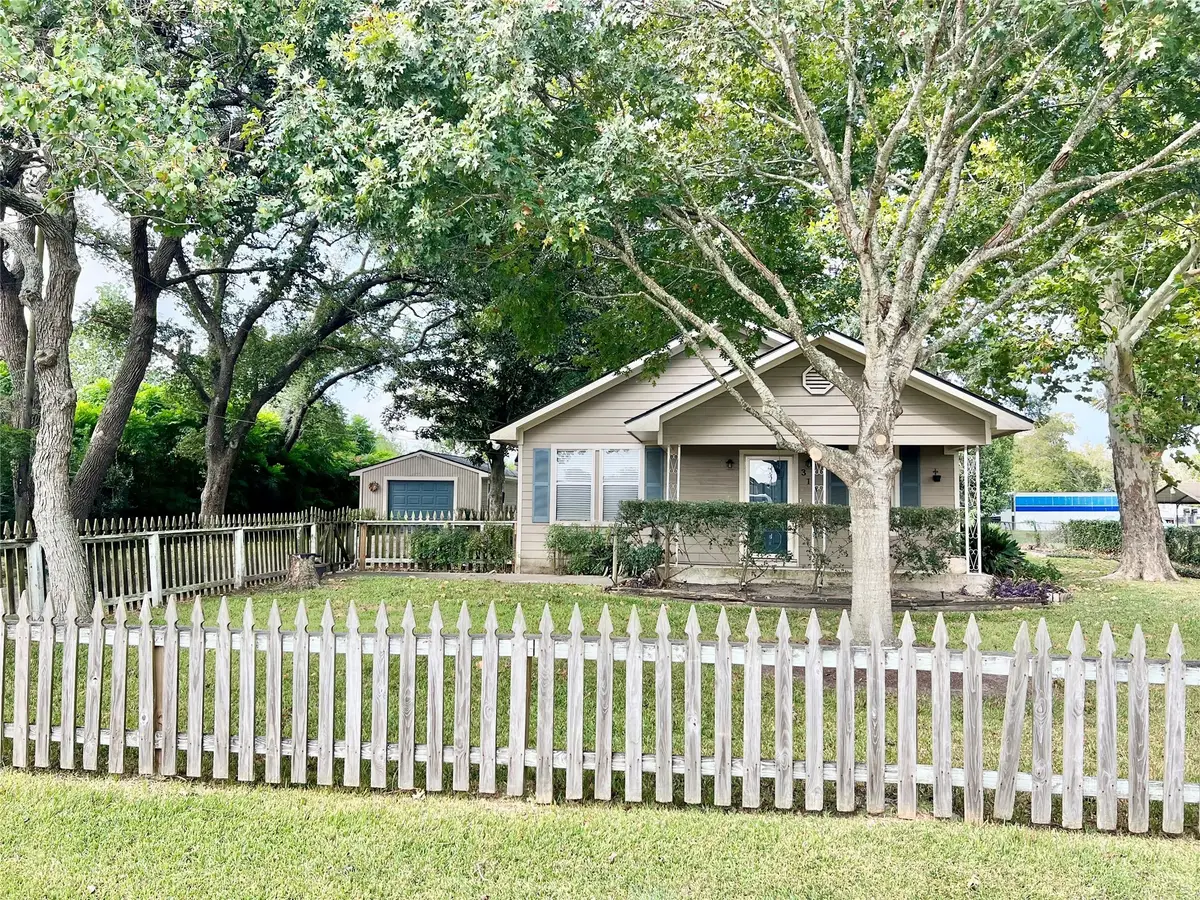 310 Newman Road, La Marque, TX 77568 - Image #1