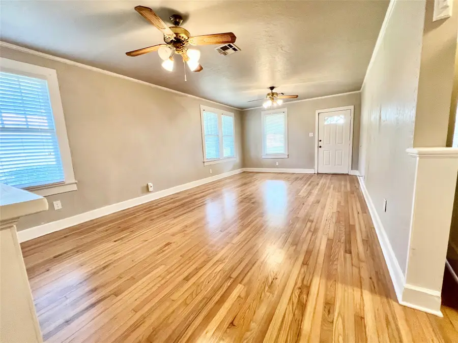 310 Newman Road, La Marque, TX 77568 - Image #3