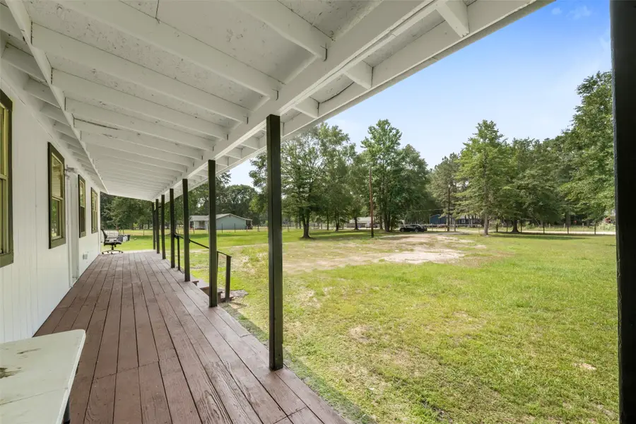 541 Trails End Drive, Cleveland, TX 77328 - Image #2