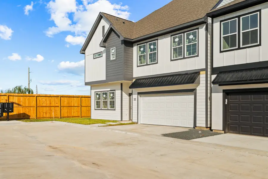 6702 Metro Village Blvd #53, Houston, TX 77083 - Image #3