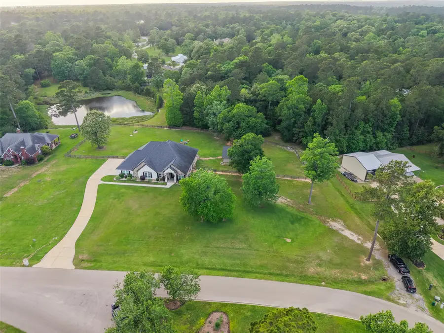 15442 Crown Oaks Drive, Montgomery, TX 77316 - #2