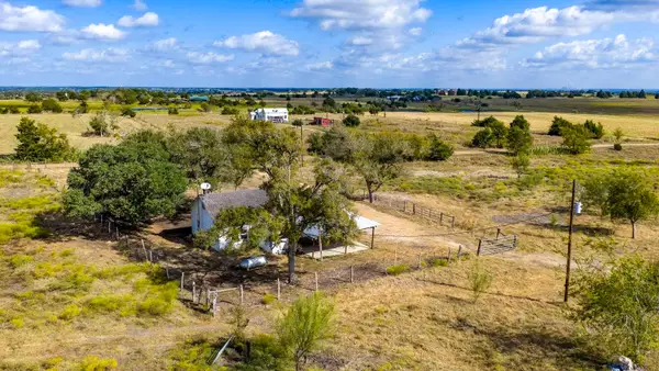 1 Berger Road, Schulenburg, TX 78945