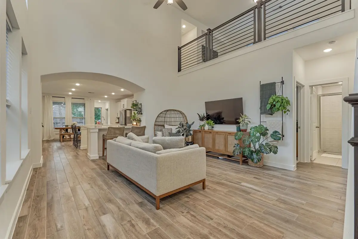 530 W Cascade Heights Drive, Montgomery, TX 77316 - Image #1