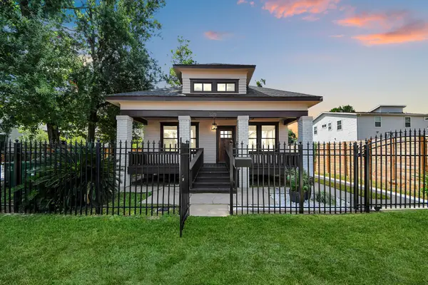 1211 Bingham Street, Houston, TX 77007