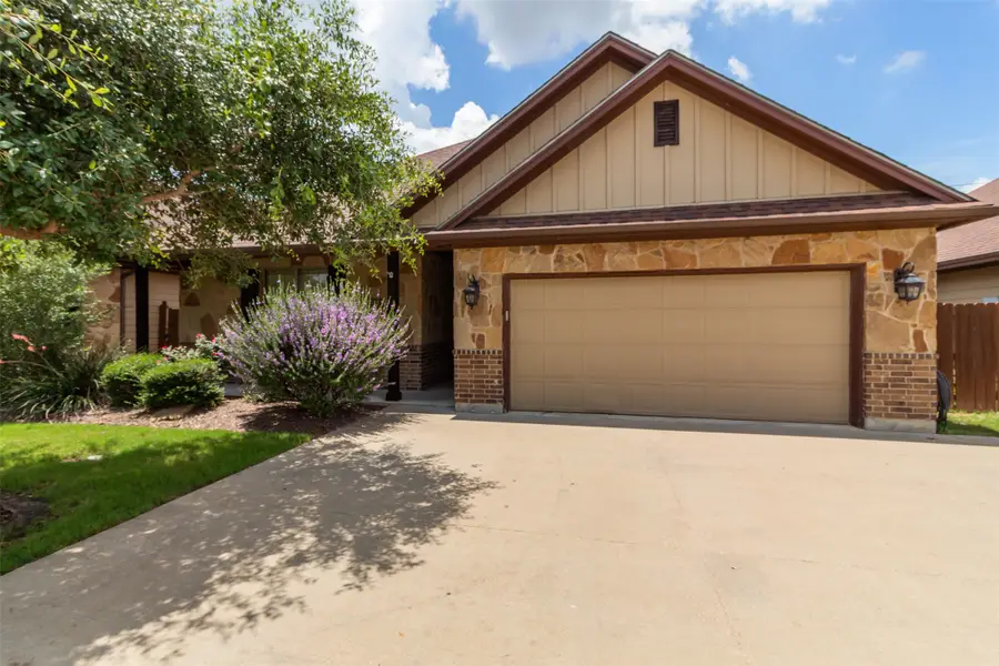 417, 419, 421 & 3009 Hayes, Papa Bear, College Station, TX 77845 - #3