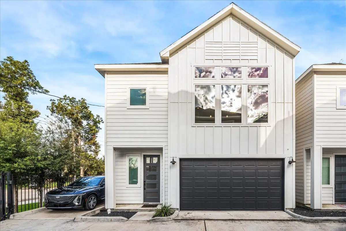 105 W Whitney Street #A, Houston, TX 77018 - Image #1