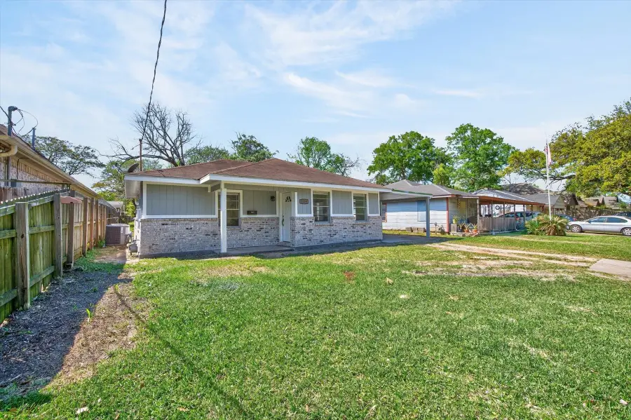 1114 Montrose Street, Port Neches, TX 77651 - #3
