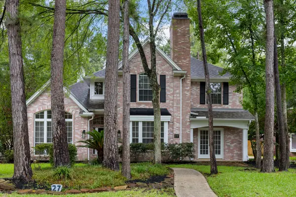 27 Stargazer Place, The Woodlands, TX 77381