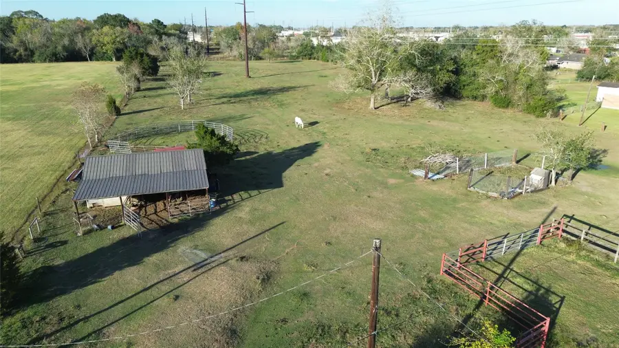 1006 Sinclair Street, West Columbia, TX 77486 - #3