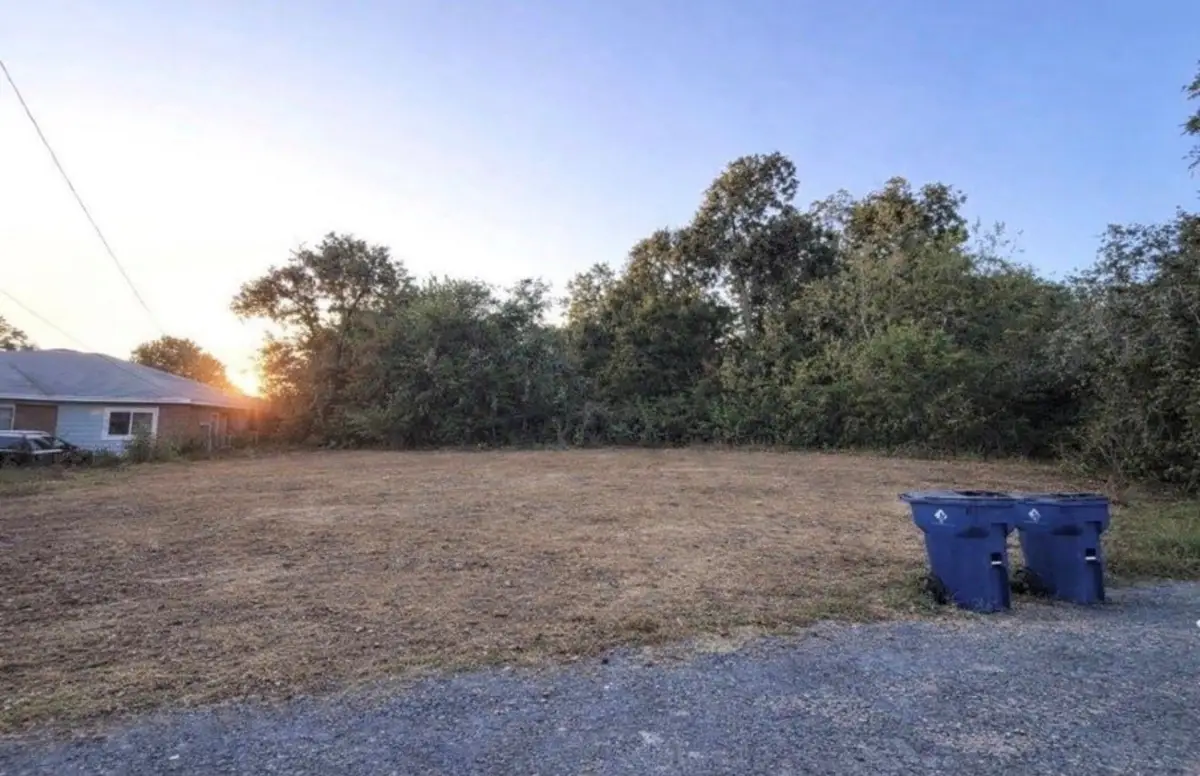 119 Thelma Lane, Texas City, TX 77493 - #1