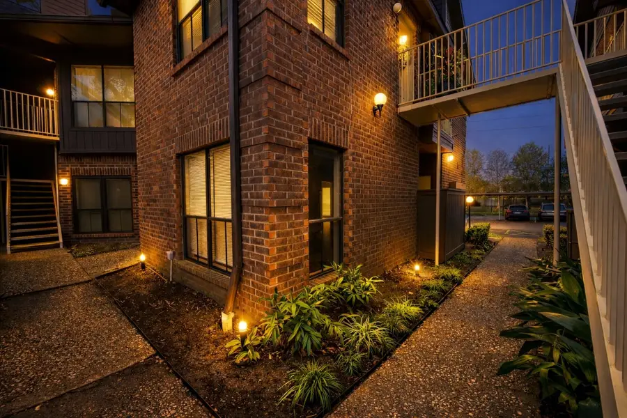 3100 Walnut Bend Lane #223, Houston, TX 77042 - #2