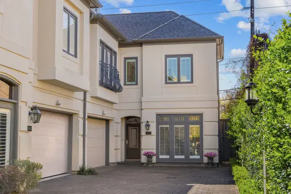 2426 Nantucket Drive #D, Houston, TX 77057