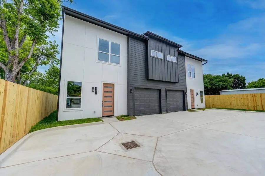 9007 Noel Street #A/B, Houston, TX 77033 - #2
