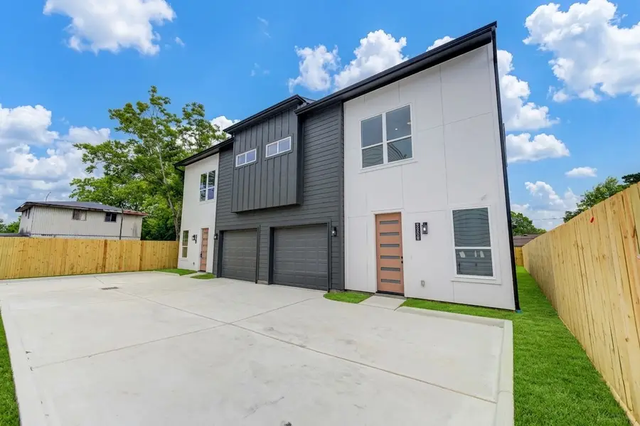 9007 Noel Street #A/B, Houston, TX 77033 - #3