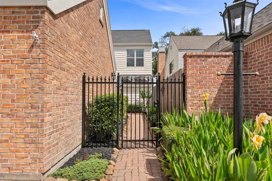7635 Ameswood Road, Houston, TX 77095 - #3