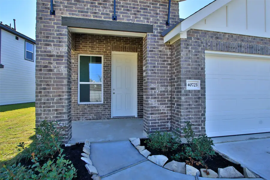 40723 Mostyn Lake Drive, Magnolia, TX 77354 - Image #2