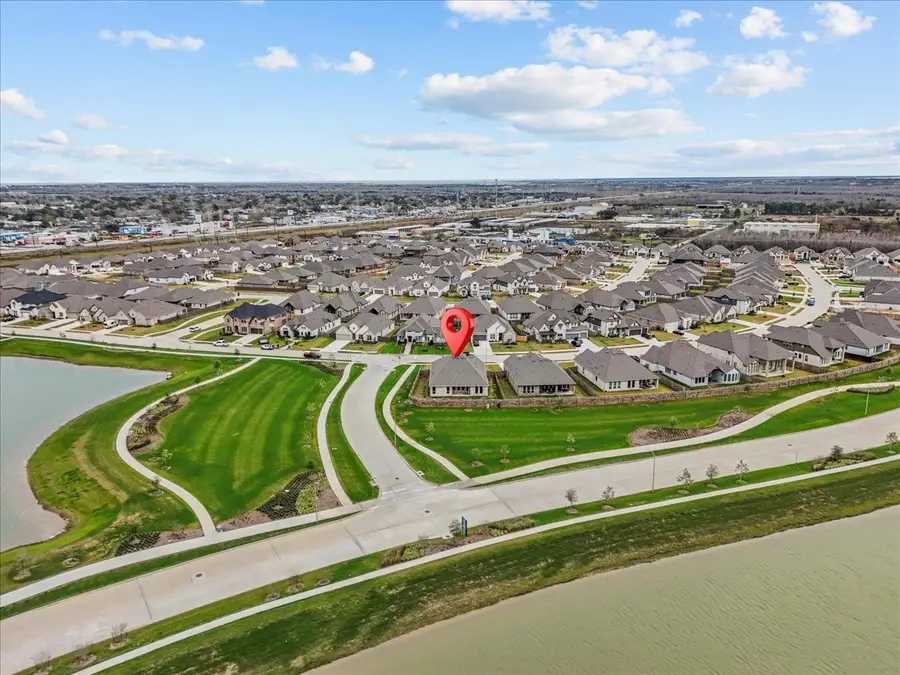 4911 Dickens Landing Drive, League City, TX 77573 - Image #2
