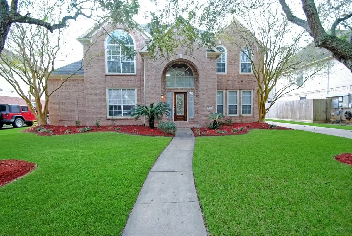 2111 Parkview Lane, Missouri City, TX 77459 - Image #1