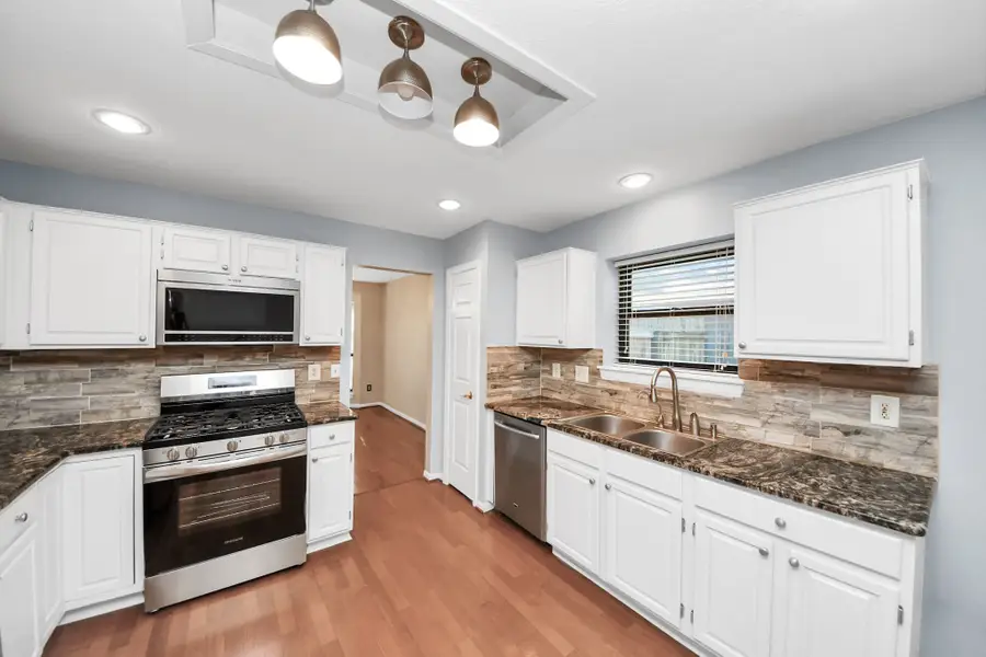 3543 Pickwick Park Drive, Houston, TX 77339 - Image #2