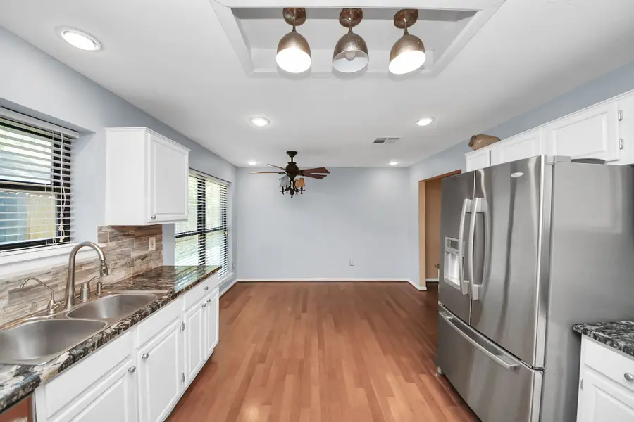 3543 Pickwick Park Drive, Houston, TX 77339 - Image #3