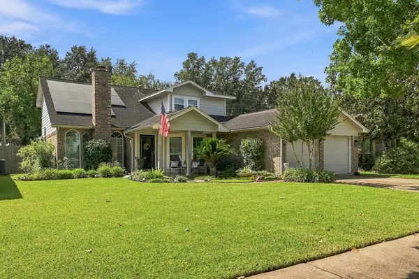 3319 Timber View Drive, Sugar Land, TX 77479