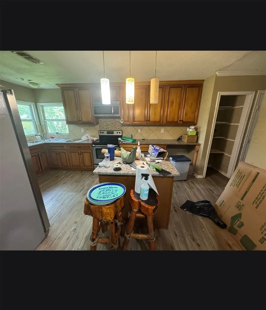 1633 Hawthorne Street, La Marque, TX 77568 - #2