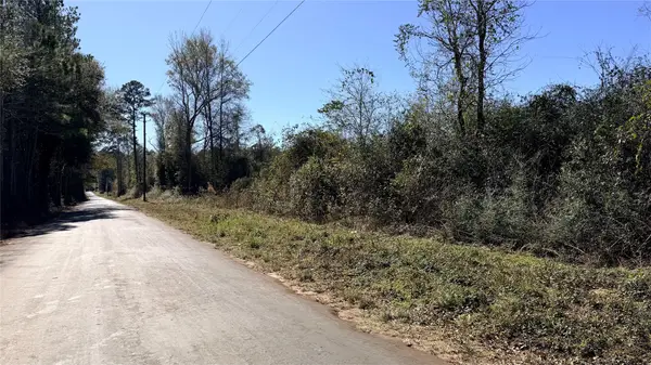 699 County Road 4800 Road W, Warren, TX 77664