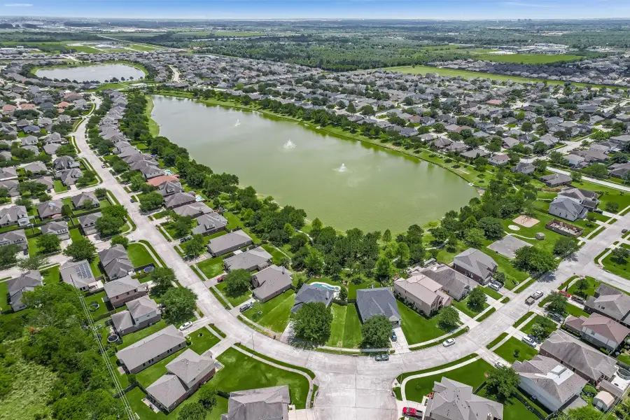 5226 Caraway Lake Drive, Baytown, TX 77521 - Image #2