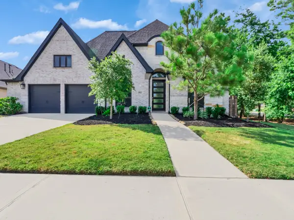 9011 Charmwood Lane, Magnolia, TX 77354