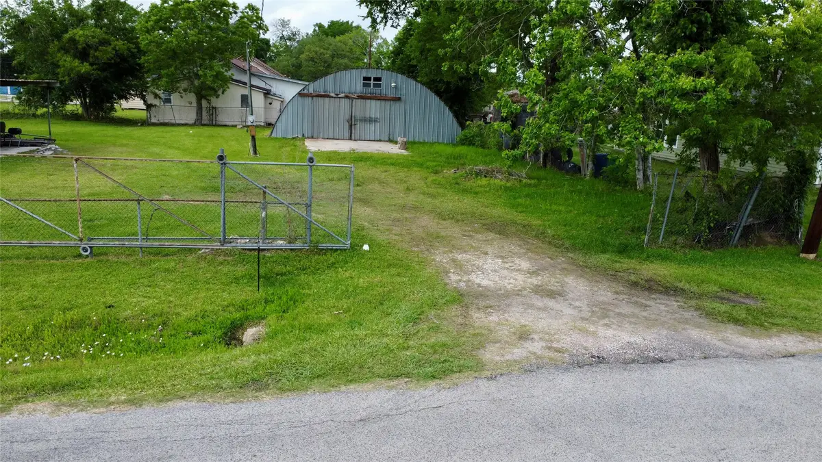 400 Dreamland Avenue, Crosby, TX 77532 - #1