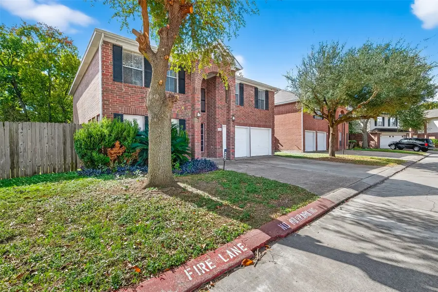 8366 Golf Green Circle, Houston, TX 77036 - Image #2