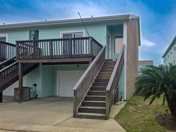 3100 75th Street #11, Galveston, TX 77551