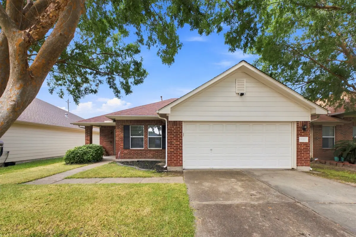 8011 Ginger Park Drive, Baytown, TX 77521 - #1
