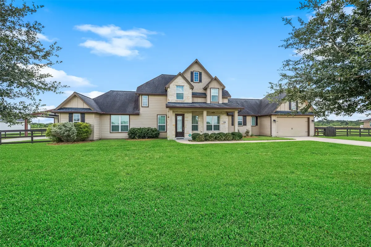 6811 Bayou Trail Drive, Alvin, TX 77511 - #1