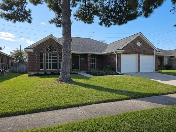 11514 Turtle Lake Drive, Houston, TX 77064