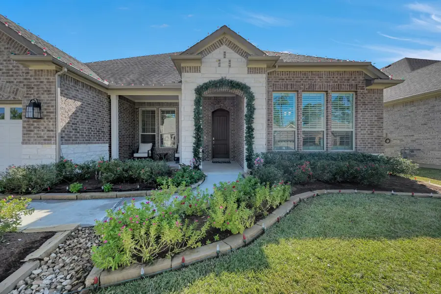 233 Appaloosa Court, The Woodlands, TX 77382 - Image #2