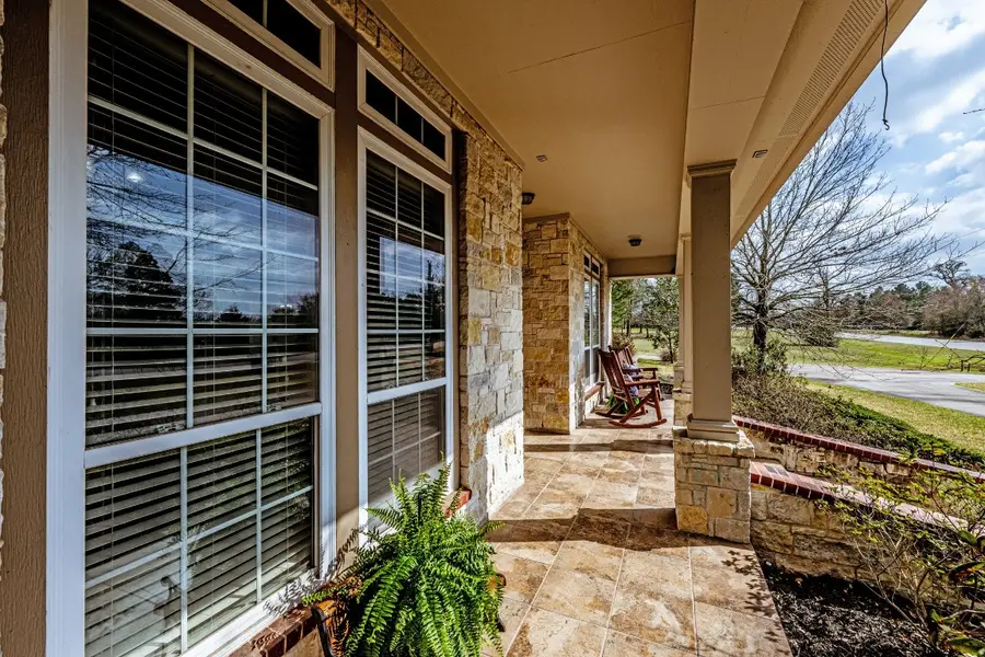 98 Heritage Oak Drive, Huntsville, TX 77320 - #2