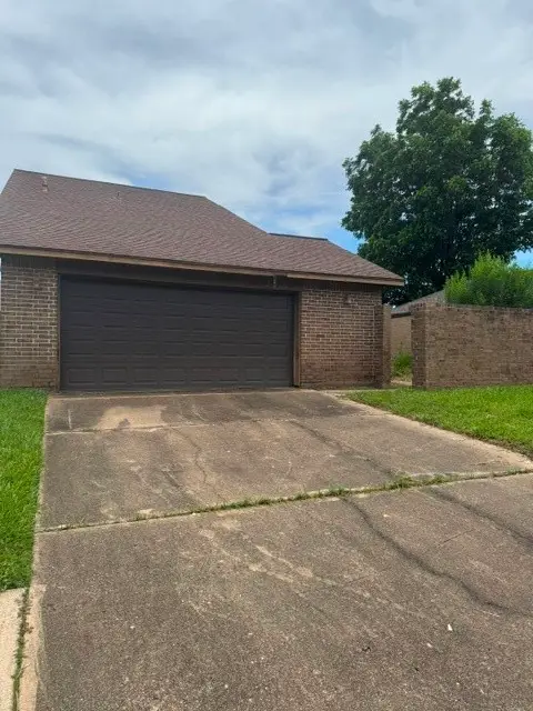 7910 Chancel Drive, Houston, TX 77071