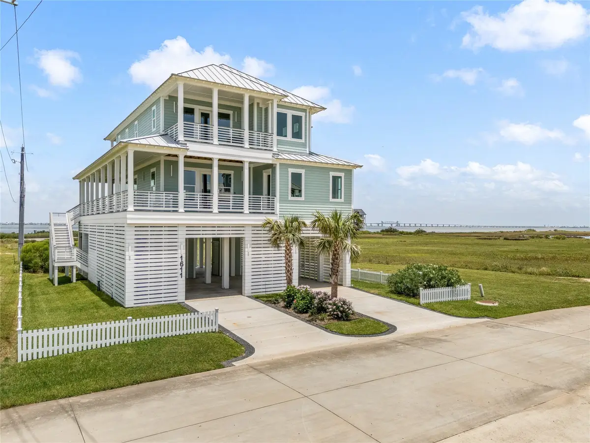 1611 Brown Pelican Bend, Galveston, TX 77554 - #1
