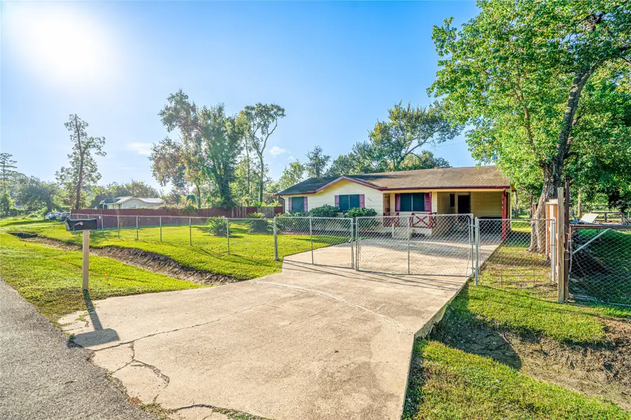 8318 Nyssa Street, Houston, TX 77078 - #2