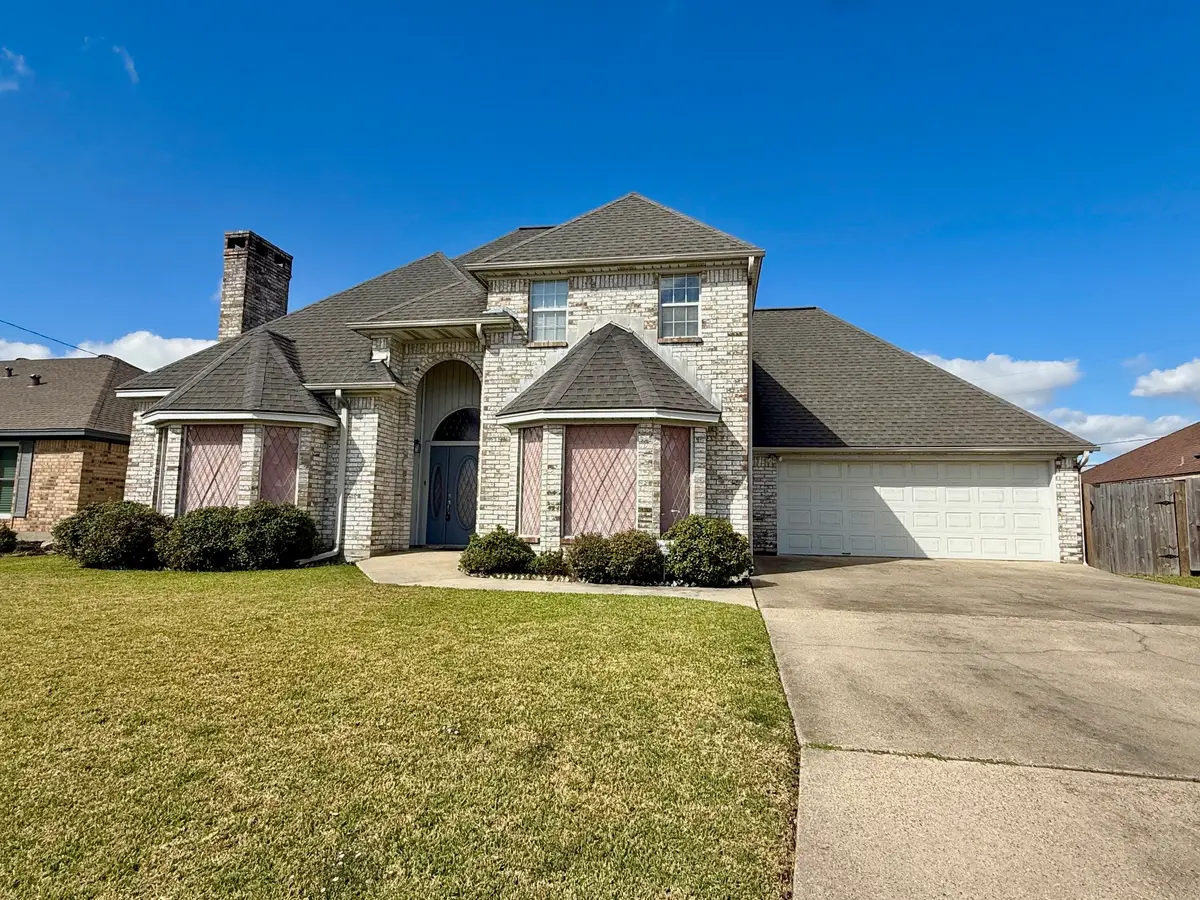 1804 Avenue M, Nederland, TX 77627 - Image #1