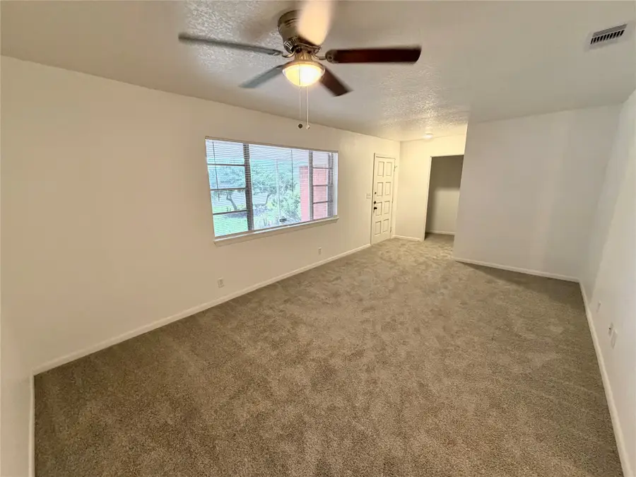 316 Angle Street, Angleton, TX 77515 - #3