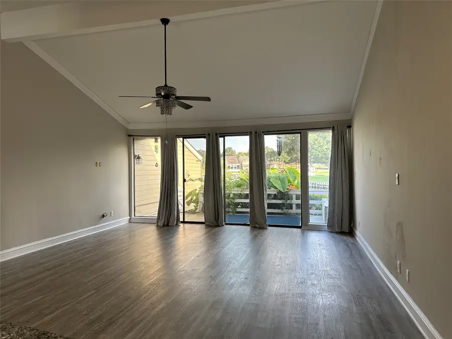 7 April Point Drive S #7, Conroe, TX 77356 - #3
