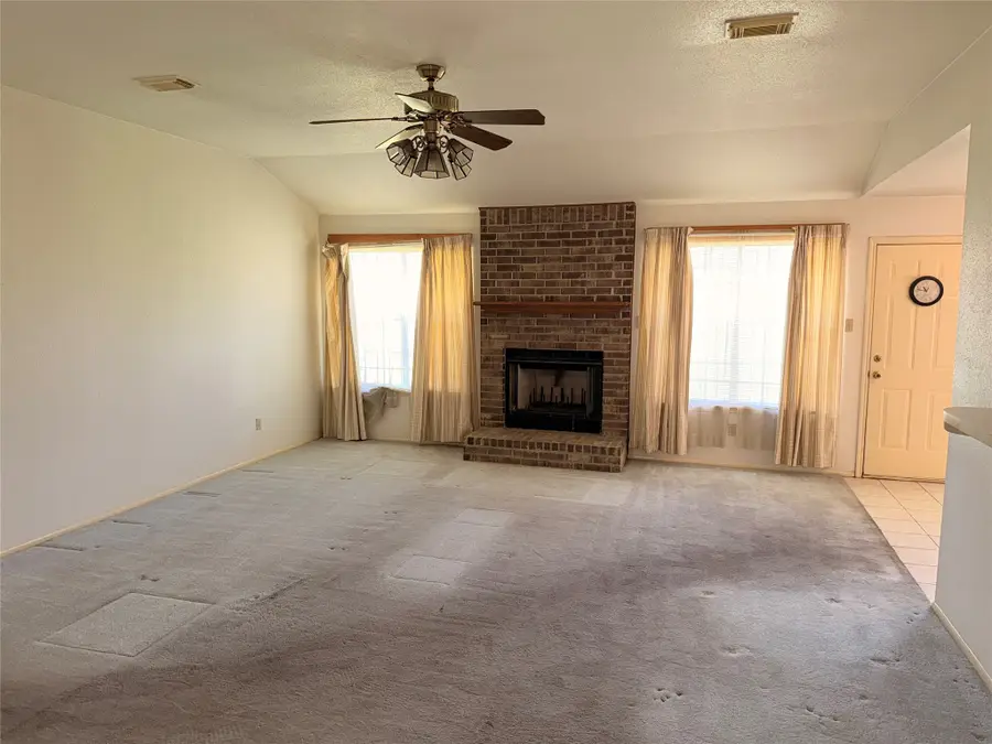 872 Granville Drive, Houston, TX 77091 - #2