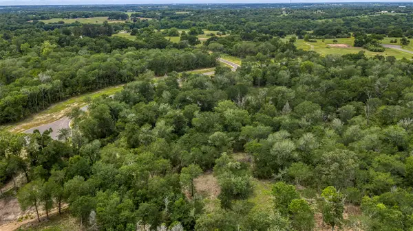 2-24 Millwood Trail, Brenham, TX 77833