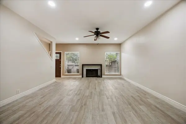 1623 S Kirkwood Road #211, Houston, TX 77077