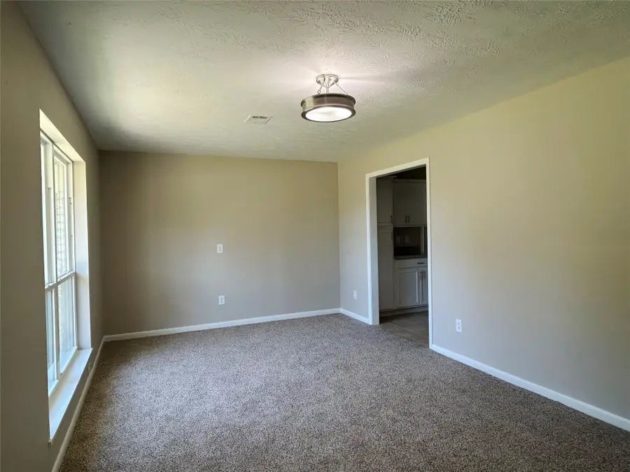 7110 Carver Avenue, Texas City, TX 77591 - #2